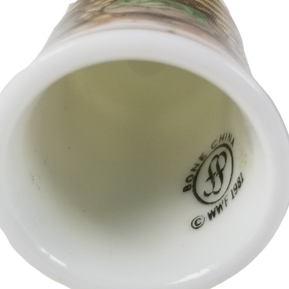 Vintage Lot of Six, Ceramic, Porcelain, and Metal Sewing Thimble Collection - Picture 4 of 15